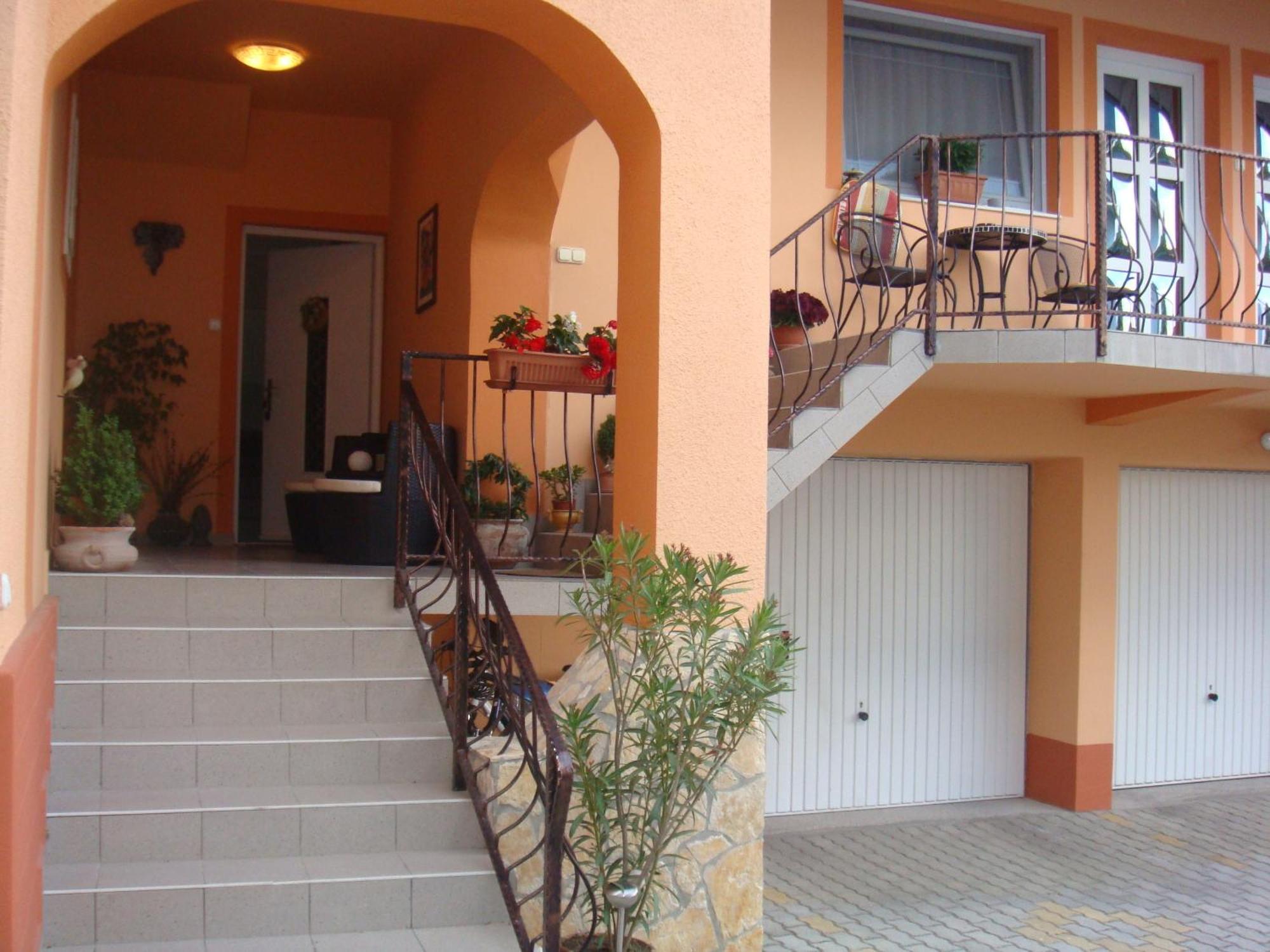 Szecsenyi Apartman Heviz Exterior photo